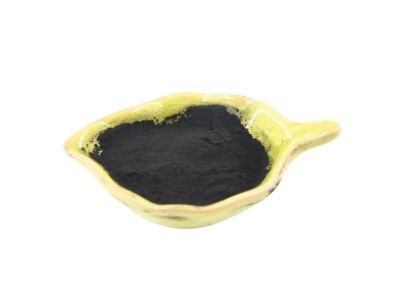 Charbon actif en poudre pour la purification des gaz et de lair