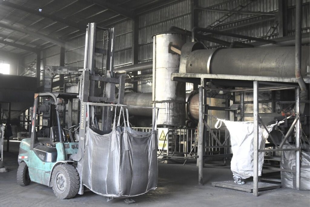 Usine de production de charbon actif extrude