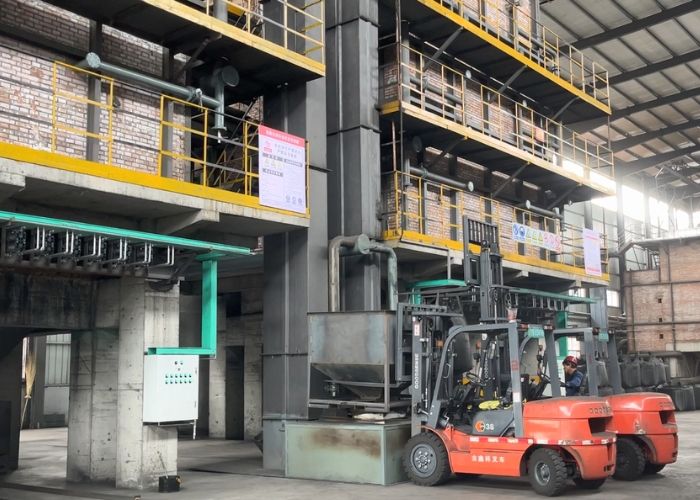 Usine de production de charbon actif